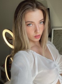 Фото проститутки Аня без предоплаты №2 в городе Ангарск